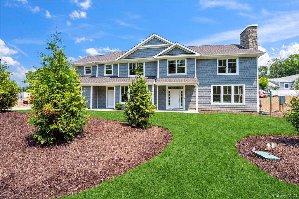 46 Plainview Road, Woodbury, NY 11797 — photo 2