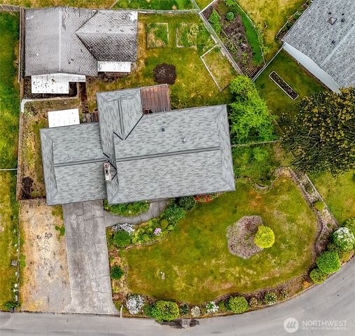 10716 102nd Street SW, Tacoma, WA 98498