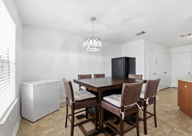 3330 Allington Court, Houston, TX 77014