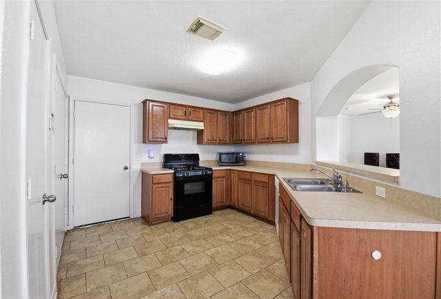 3330 Allington Court, Houston, TX 77014