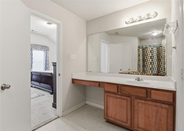 3330 Allington Court, Houston, TX 77014