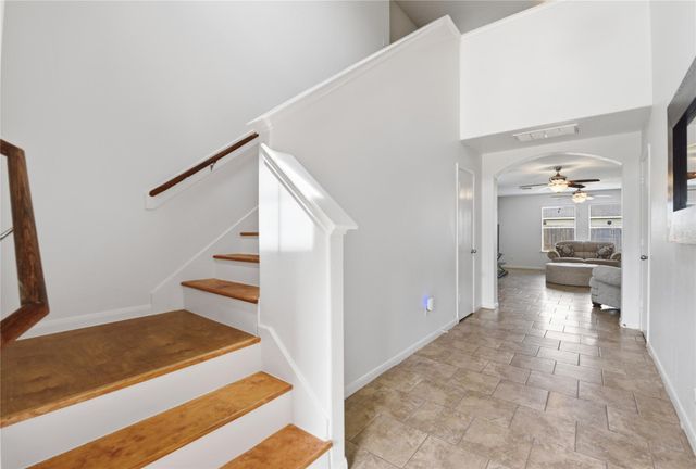 3330 Allington Court, Houston, TX 77014