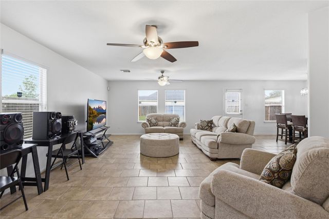 3330 Allington Court, Houston, TX 77014