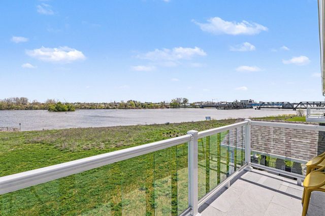 21 Cove Drive, Bay City, MI 48706