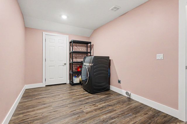 21 Cove Drive, Bay City, MI 48706