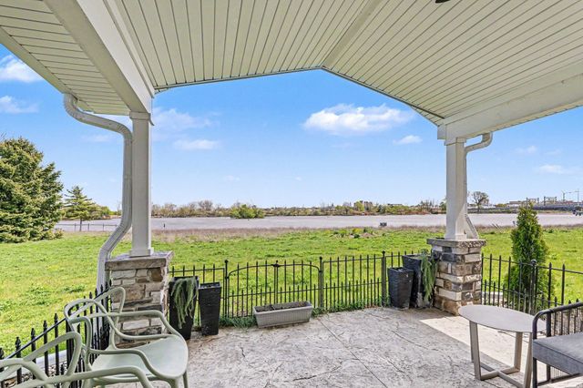 21 Cove Drive, Bay City, MI 48706