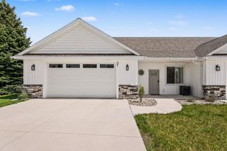21 Cove Drive, Bay City, MI 48706
