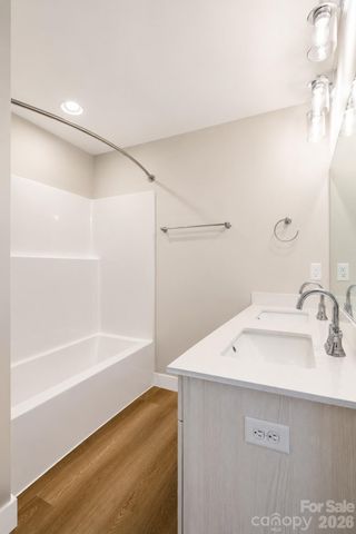 28 Brice Street 14, Asheville, NC 28806