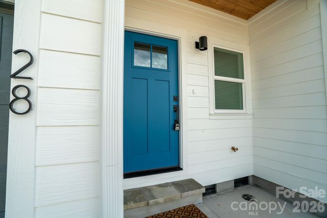 28 Brice Street 14, Asheville, NC 28806