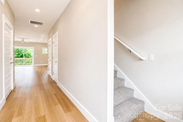 28 Brice Street 14, Asheville, NC 28806