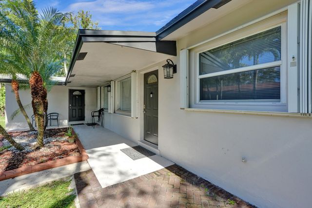 4240 NW 21st Avenue 2, Oakland Park, FL 33309