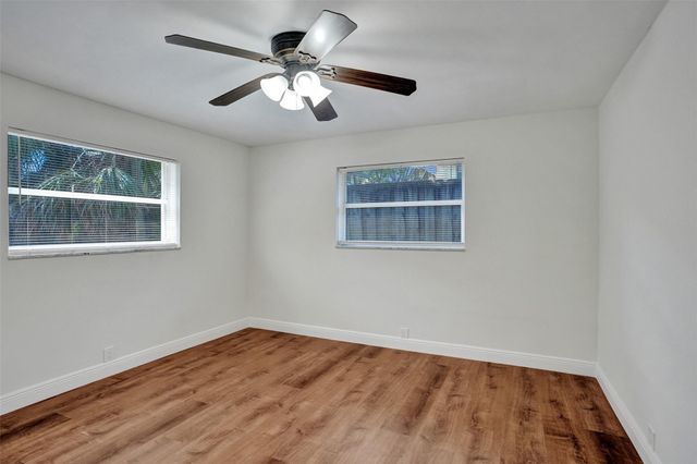4240 NW 21st Avenue 2, Oakland Park, FL 33309