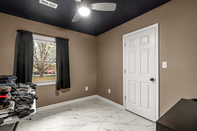 258 E Hills Road, Jasper, TN 37347