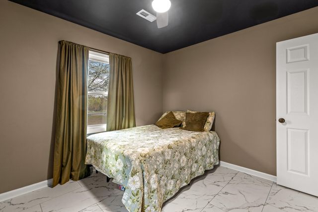 258 E Hills Road, Jasper, TN 37347