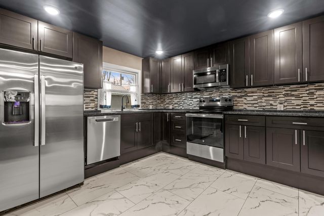 258 E Hills Road, Jasper, TN 37347