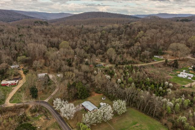 258 E Hills Road, Jasper, TN 37347