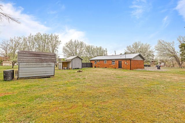 258 E Hills Road, Jasper, TN 37347