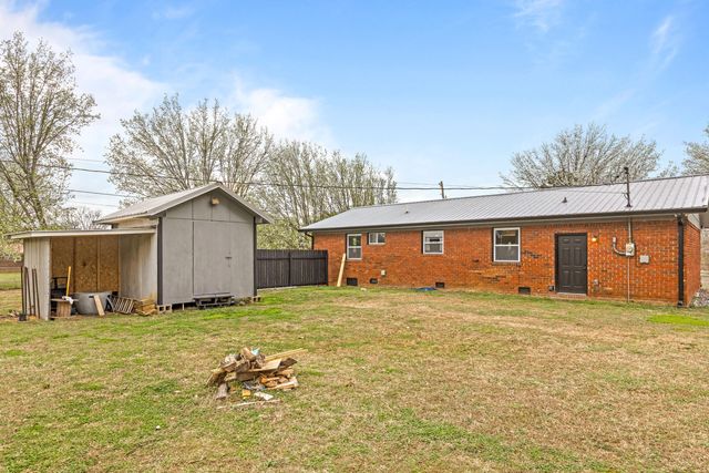 258 E Hills Road, Jasper, TN 37347