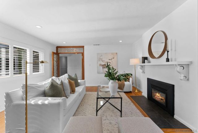 4540 E Talmadge Drive, San Diego, CA 92116