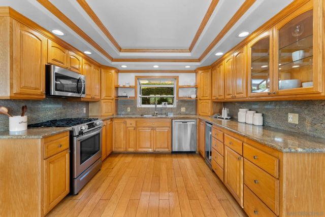 4540 E Talmadge Drive, San Diego, CA 92116