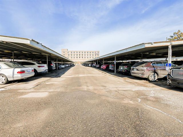 6533 East Jefferson 238, Detroit, MI 48207