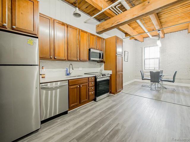 6533 East Jefferson 238, Detroit, MI 48207