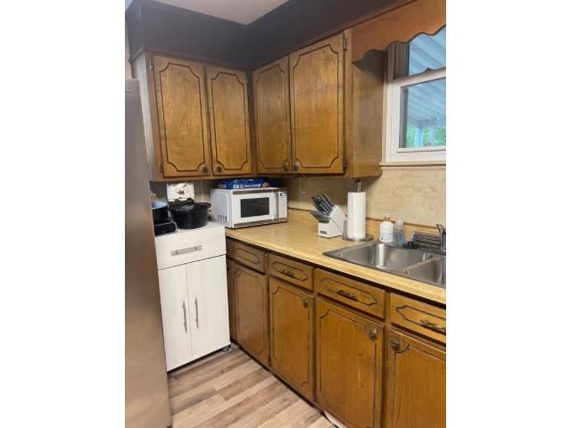 1261 Upper Valley Falls Rd, Boiling Springs, SC 29316