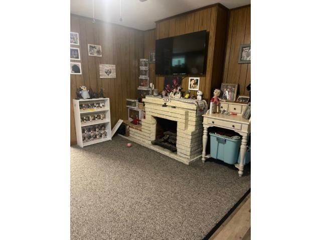 1261 Upper Valley Falls Rd, Boiling Springs, SC 29316