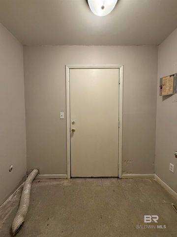 205 Knoxville Road, Evergreen, AL 36401