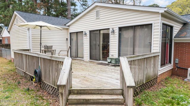 1303 West Road, Kinston, NC 28501