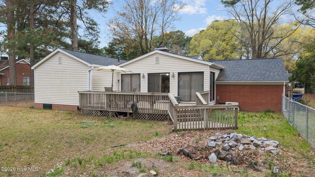 1303 West Road, Kinston, NC 28501