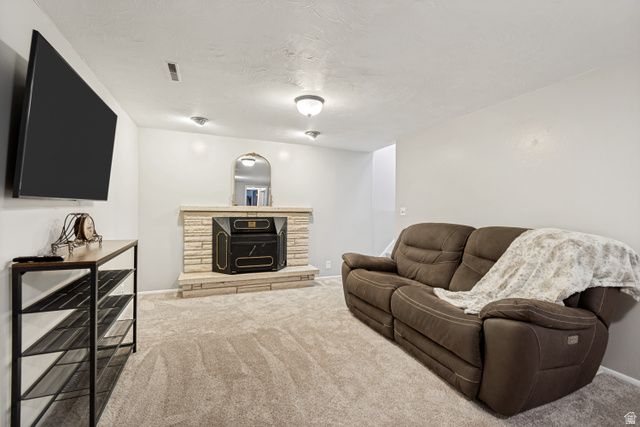2120 W ROBIN WAY, West Jordan, UT 84084