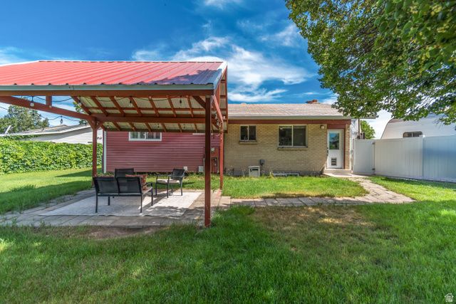 2120 W ROBIN WAY, West Jordan, UT 84084