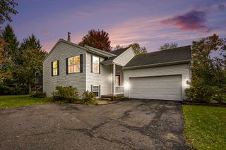 1431 W Lakewood Boulevard, Park Twp, MI 49424