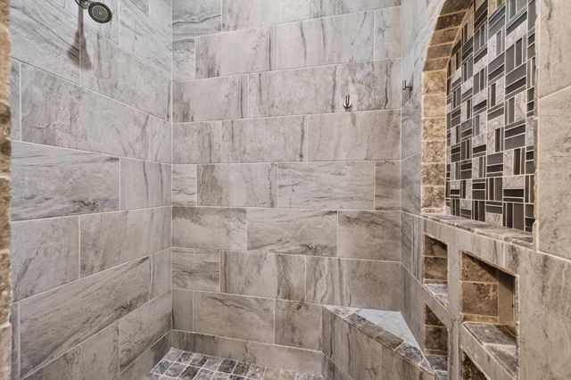 1019 Anna Circle, Granbury, TX 76048