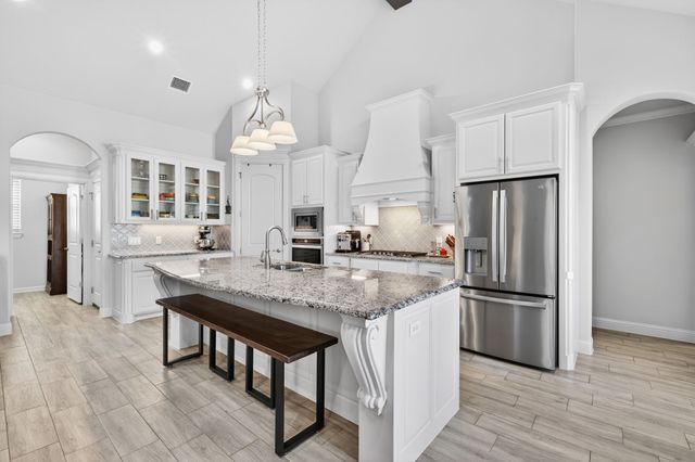 1019 Anna Circle, Granbury, TX 76048