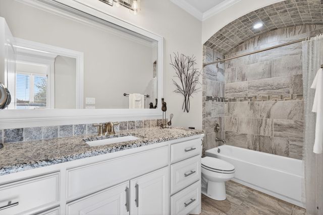 1019 Anna Circle, Granbury, TX 76048