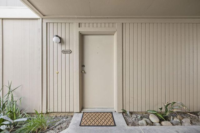 1466 San Simeon Court 4, Ventura, CA 93003