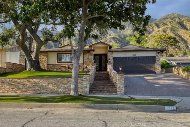 3825 Denair, Pasadena, CA 91107