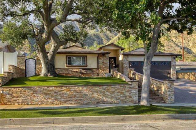 3825 Denair, Pasadena, CA 91107