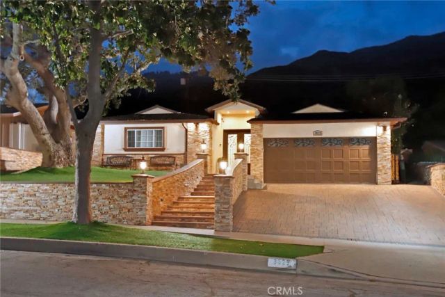 3825 Denair, Pasadena, CA 91107