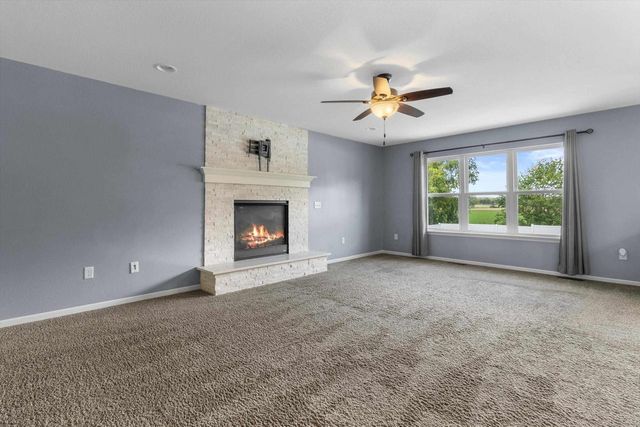 131 W Blackhawk Drive, Fort Atkinson, WI 53538