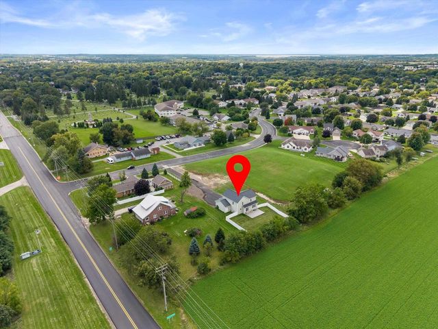 131 W Blackhawk Drive, Fort Atkinson, WI 53538