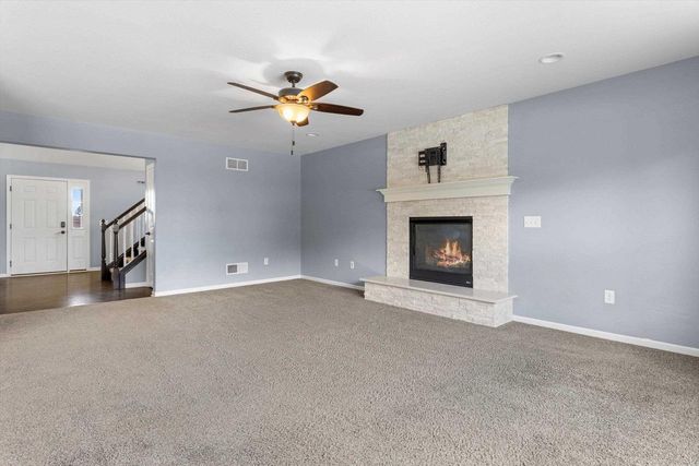 131 W Blackhawk Drive, Fort Atkinson, WI 53538