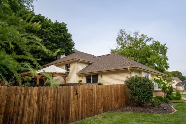 525 45th Street, West Des Moines, IA 50265