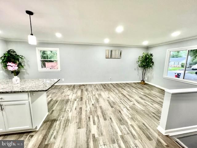 406 W MAPLE AVE, Sterling, VA 20164