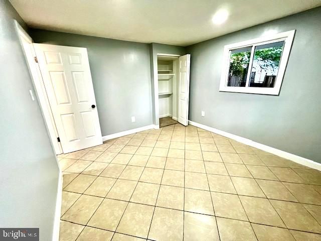 406 W MAPLE AVE, Sterling, VA 20164