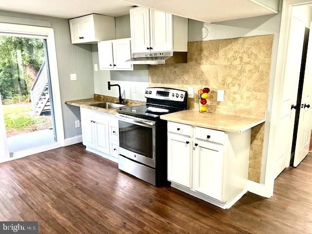 406 W MAPLE AVE, Sterling, VA 20164