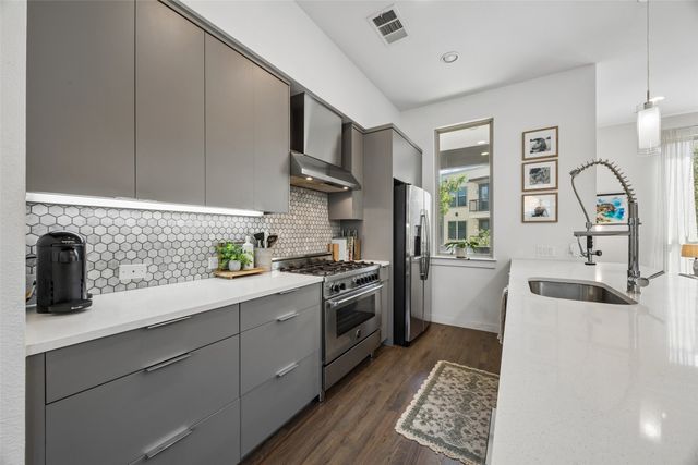 5734 Oram Street 102, Dallas, TX 75206