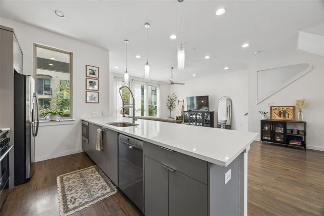 5734 Oram Street 102, Dallas, TX 75206